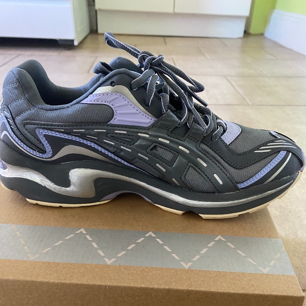 ASICS FB1-S Gel-Preleus Sneakers size 8
